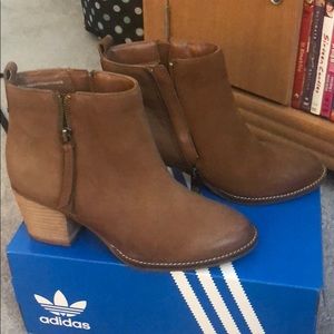 Blondo waterproof booties